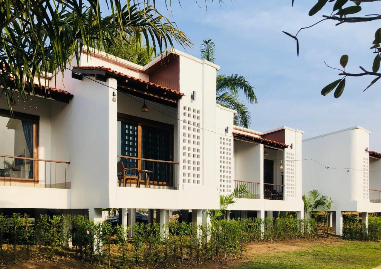 Canary Wisma tamu
